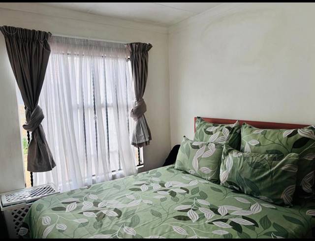 2 BEDROOM HOUSE FOR SALE IN FLEURHOF